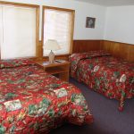 Red River Lodging Deer Lodge Room 8