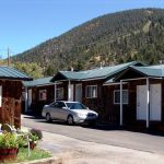 Red River New Mexico Motel Lodging at Deer Lodge